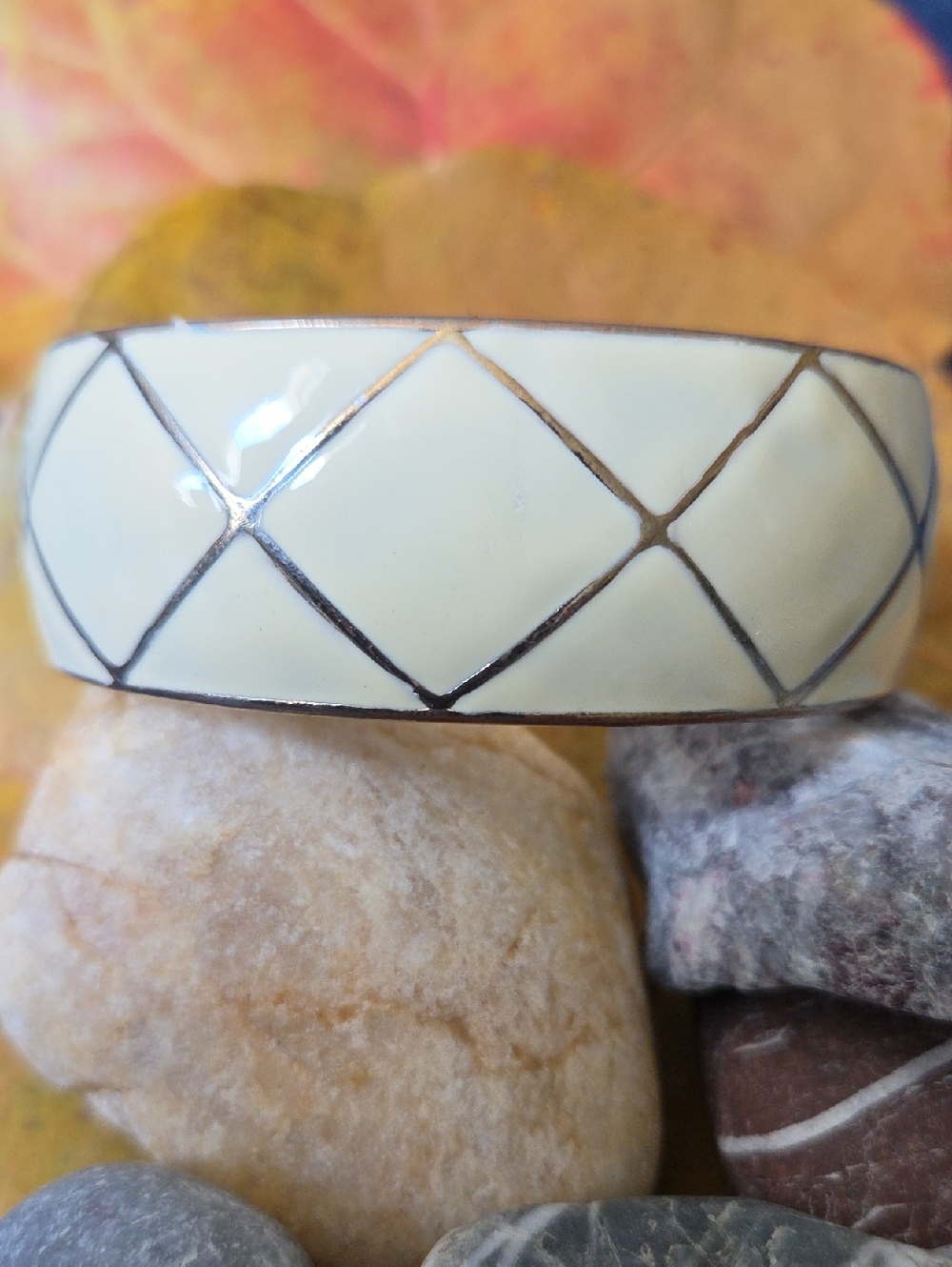 Vintage Premier Designs Gold Tone Hinged Bangle Bracelet.